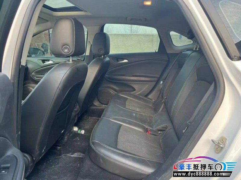 20年别克威朗轿车抵押车出售