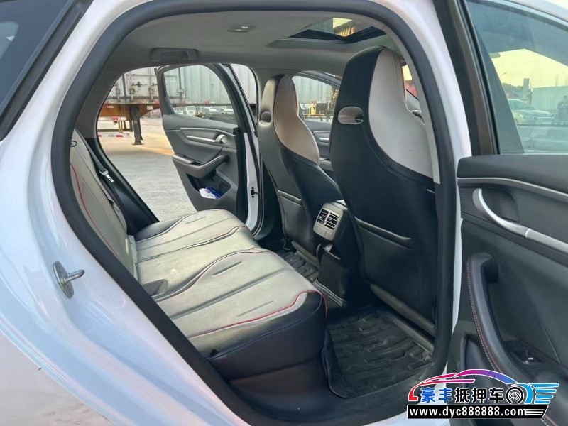 23年比亚迪驱逐舰轿车抵押车出售