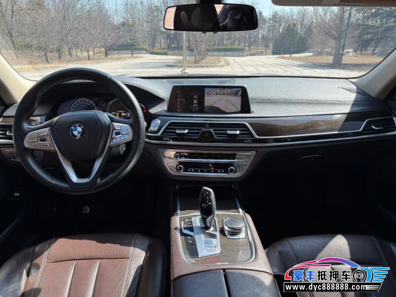 17年宝马7系轿车抵押车出售