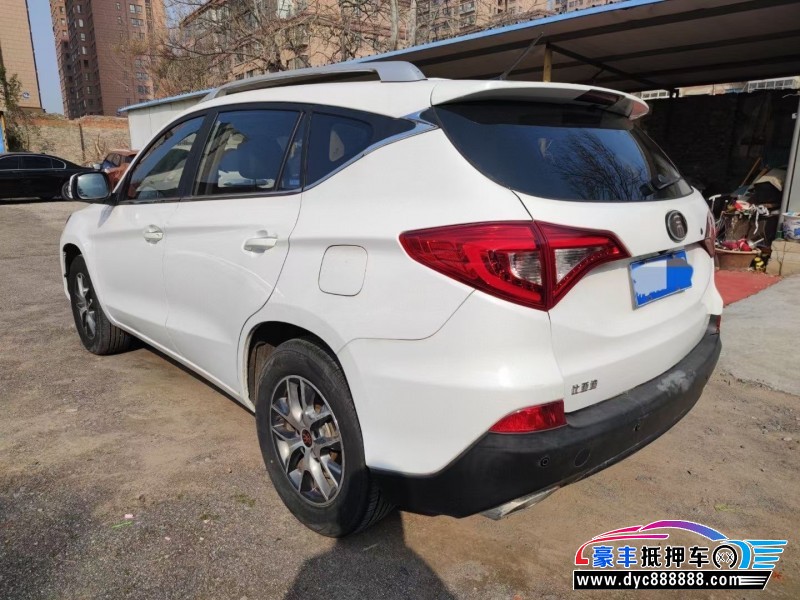 17年比亚迪宋轿车抵押车出售