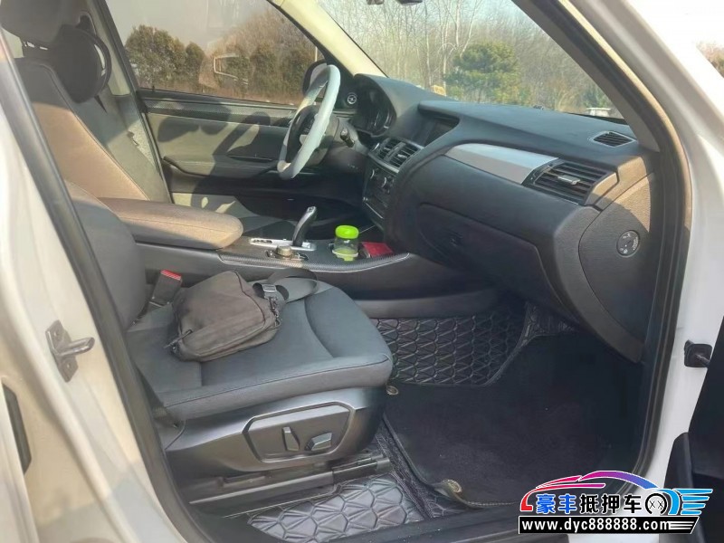 17年宝马X3轿车抵押车出售