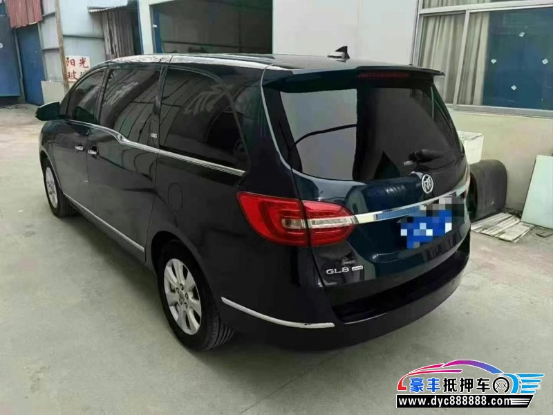 18年别克GL8轿车抵押车出售