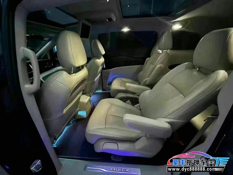 18年别克GL8轿车抵押车出售