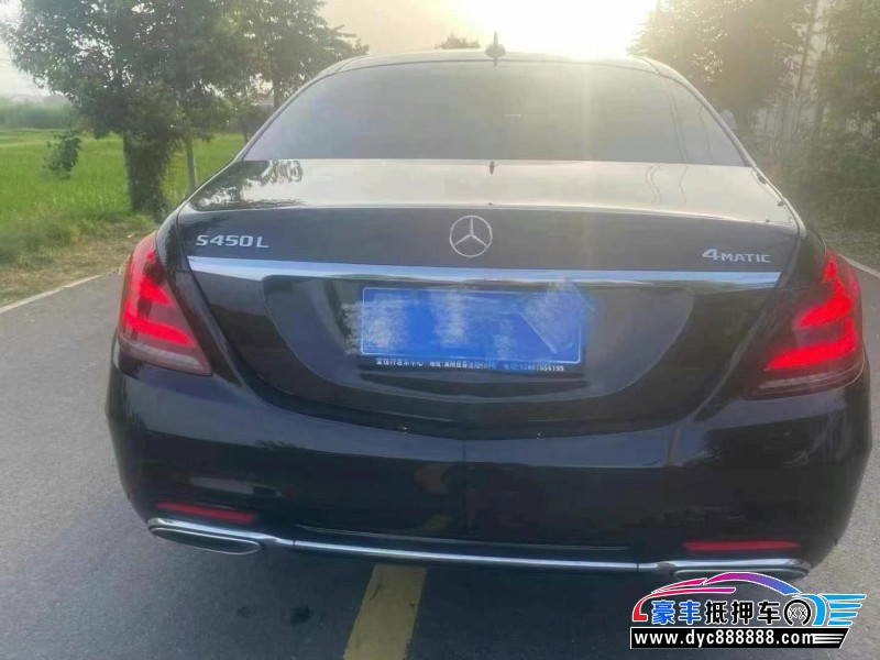 18年奔驰S轿车抵押车出售