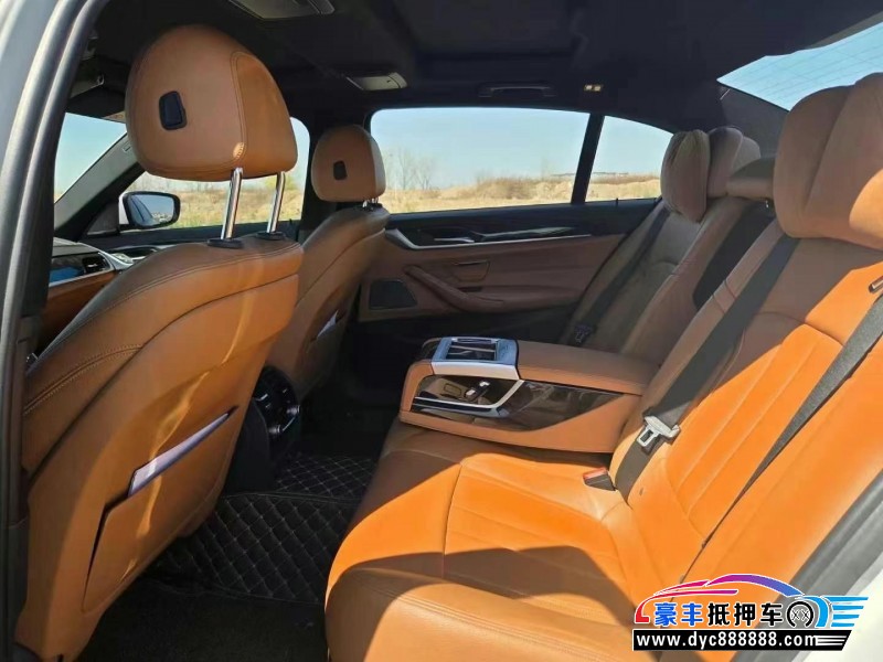 18年宝马5系轿车抵押车出售