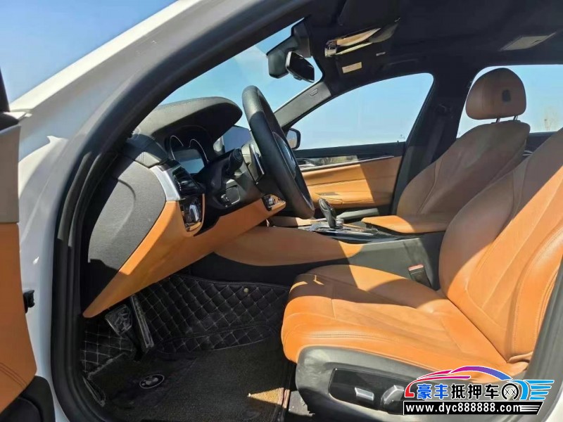 18年宝马5系轿车抵押车出售