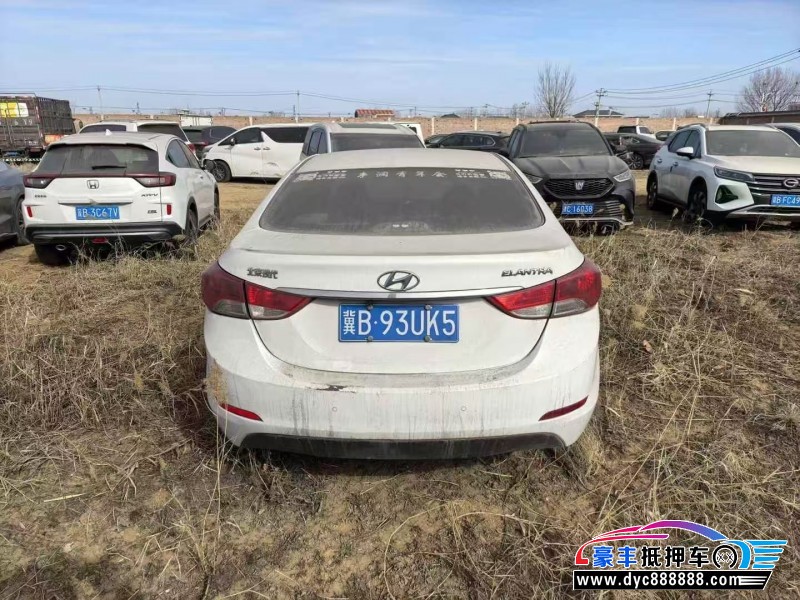 16年现代朗动轿车抵押车出售