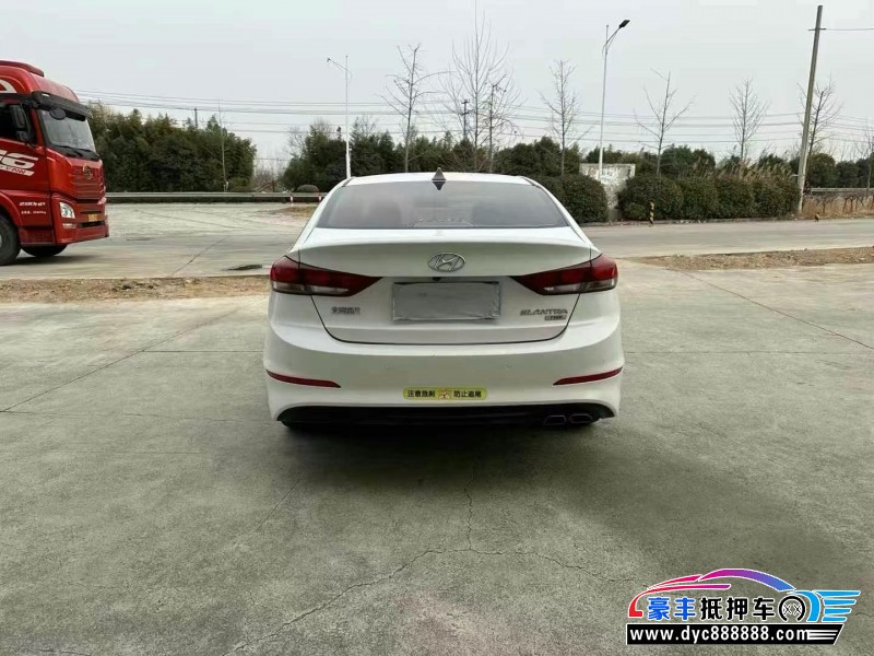 18年现代领动轿车抵押车出售