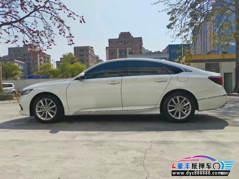 23年本田雅阁轿车抵押车出售