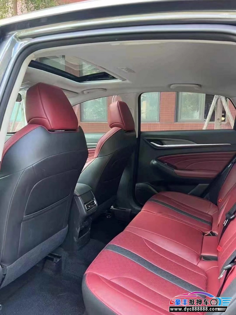 22年长安逸动轿车抵押车出售