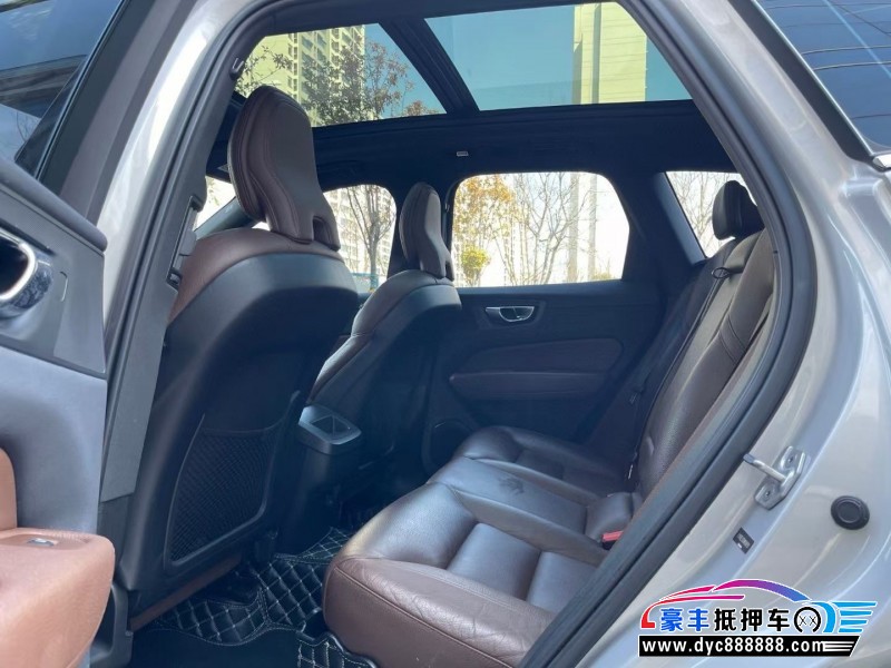 21年沃尔沃XC60轿车抵押车出售