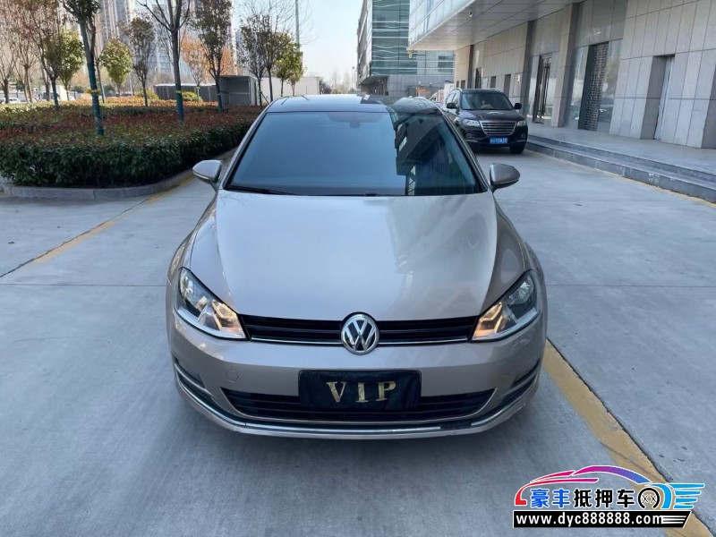 15年大众高尔夫轿车抵押车出售
