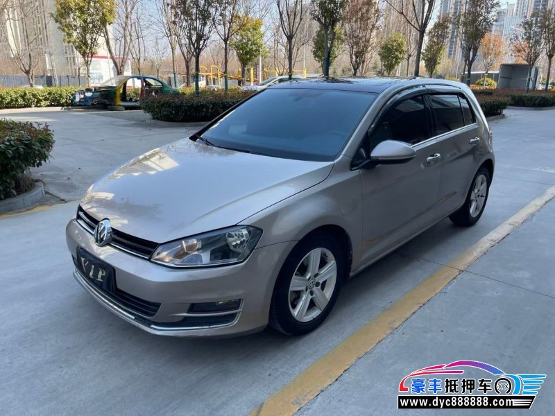 15年大众高尔夫轿车抵押车出售