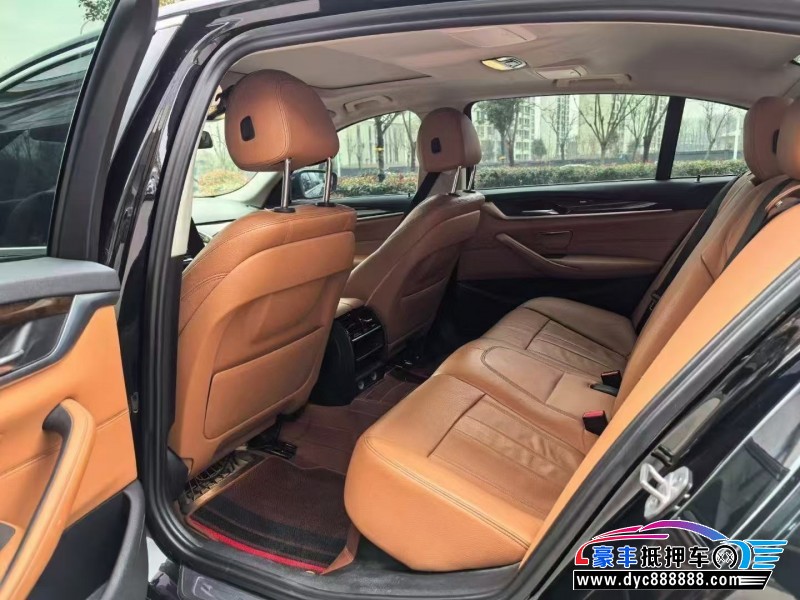 17年宝马5系轿车抵押车出售