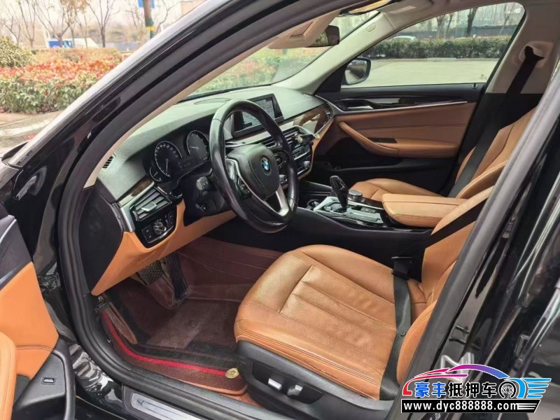 17年宝马5系轿车抵押车出售