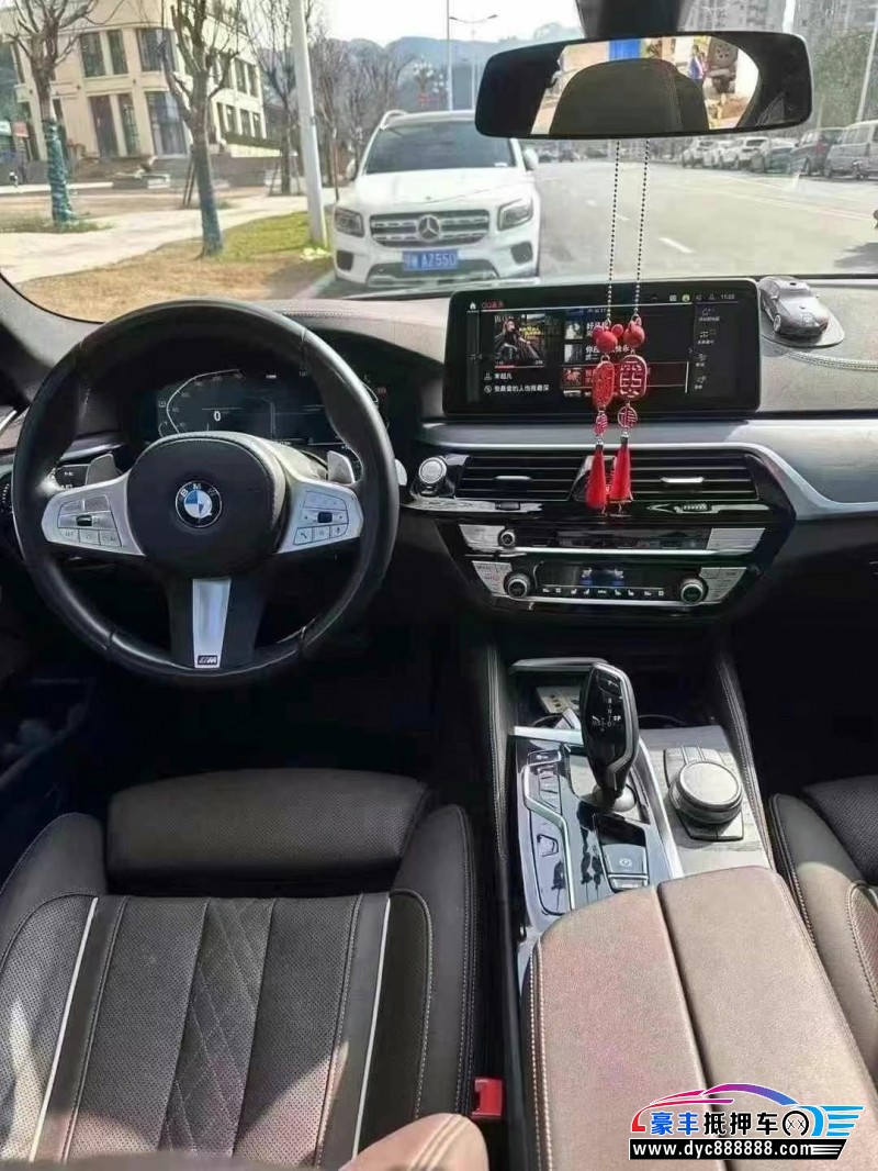 24年宝马5系轿车抵押车出售