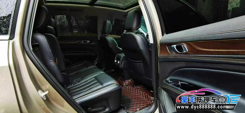 22年福特领裕轿车抵押车出售