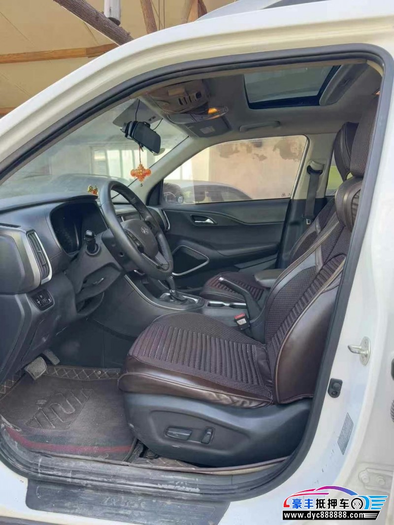 18年现代ix35轿车抵押车出售