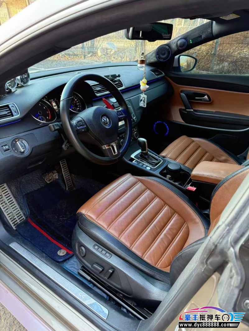 16年大众CC轿车抵押车出售