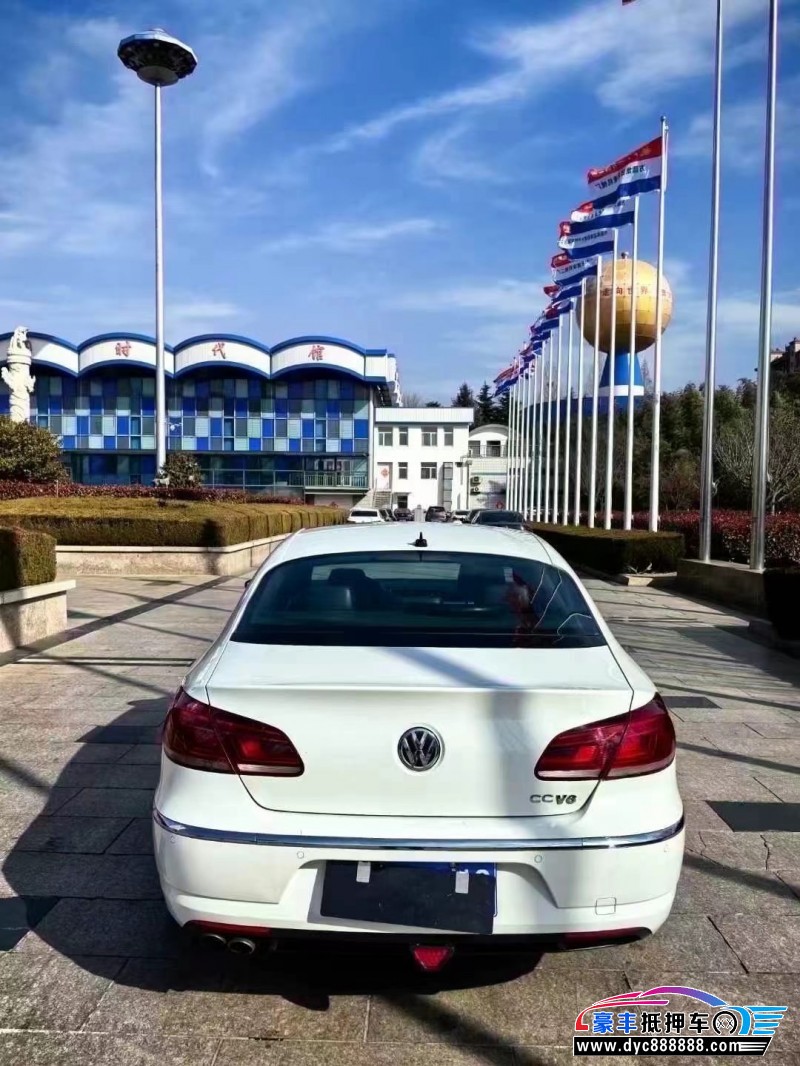16年大众CC轿车抵押车出售