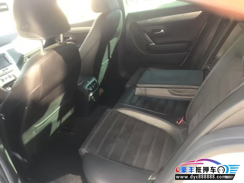 16年大众CC轿车抵押车出售