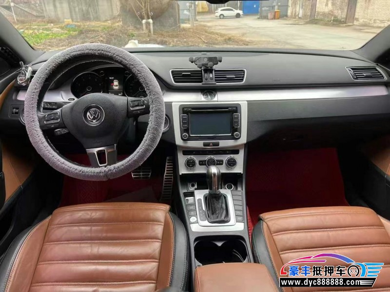 16年大众CC轿车抵押车出售