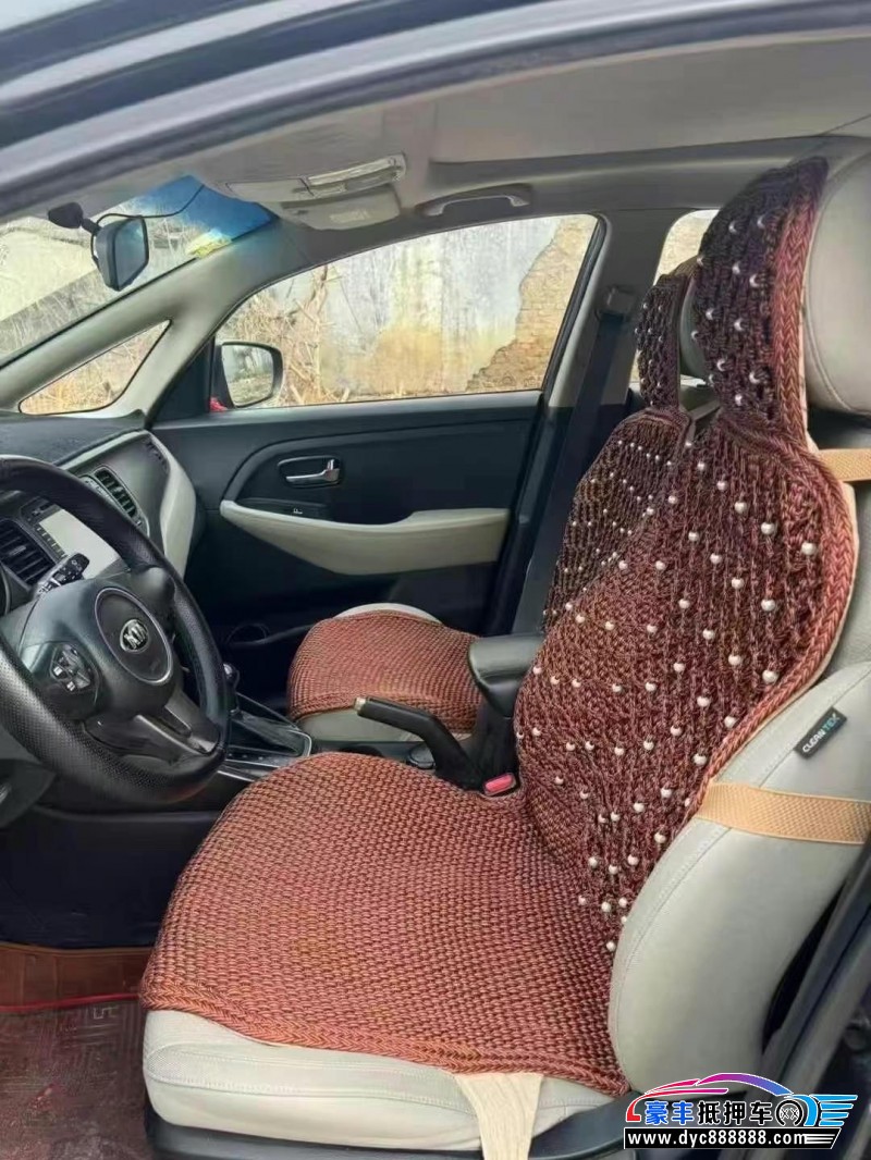 15年起亚佳乐轿车抵押车出售