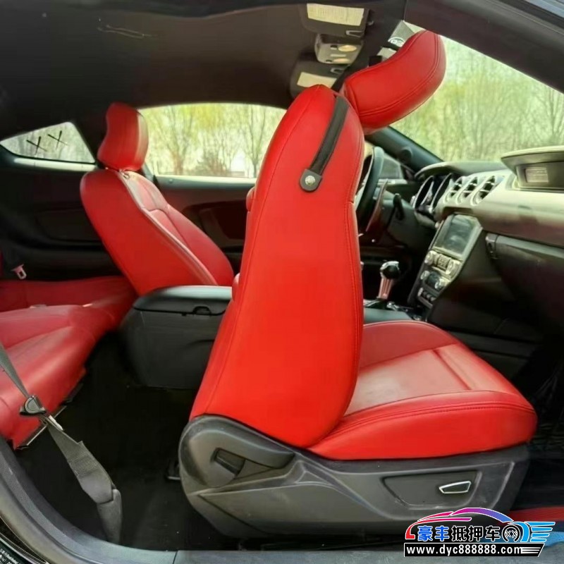 16年福特野马轿车抵押车出售