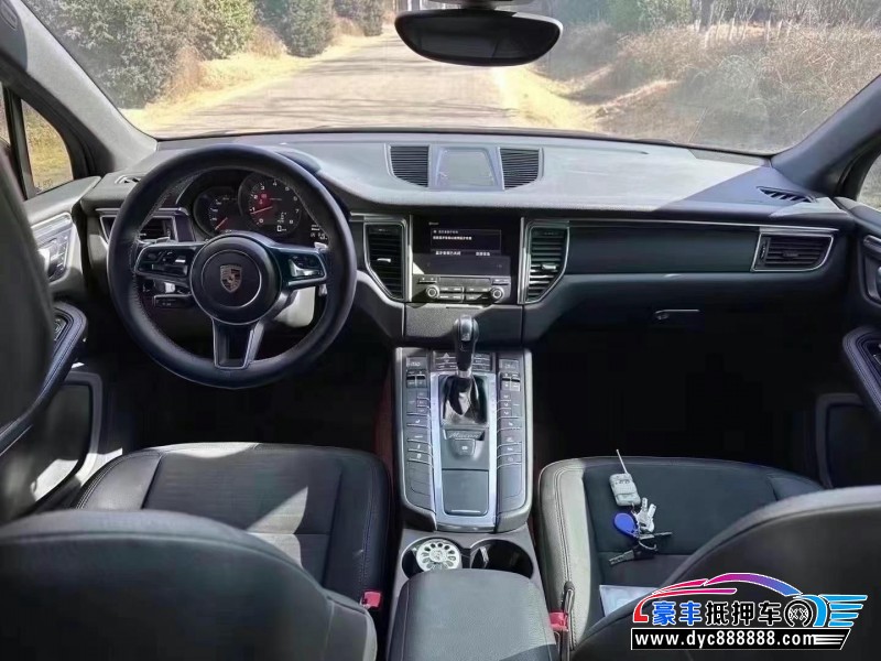 16年保时捷Macan迈凯轿车抵押车出售