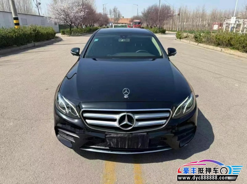 18年奔驰E轿车抵押车出售