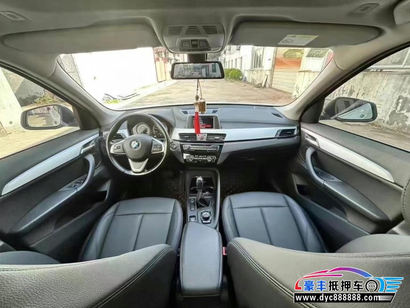 18年宝马X1轿车抵押车出售