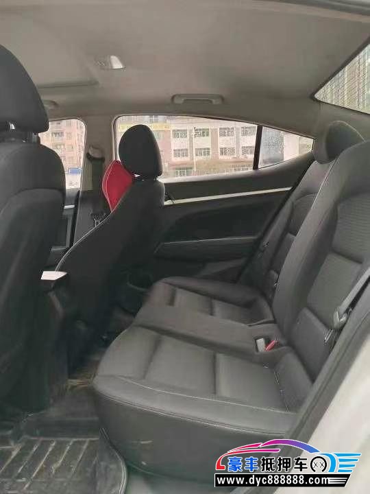 21年现代领动轿车抵押车出售