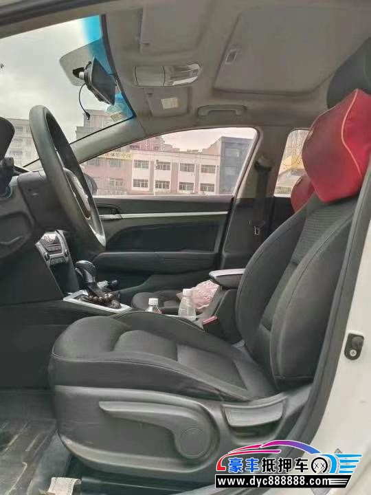 21年现代领动轿车抵押车出售