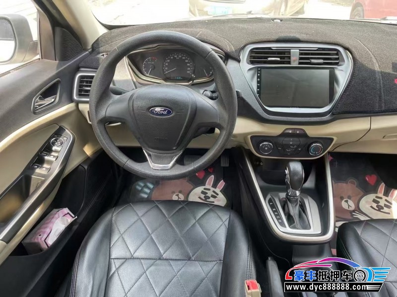 16年福特福睿斯轿车抵押车出售