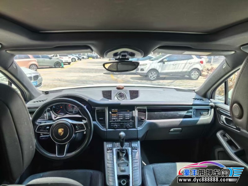 16年保时捷Macan迈凯轿车抵押车出售