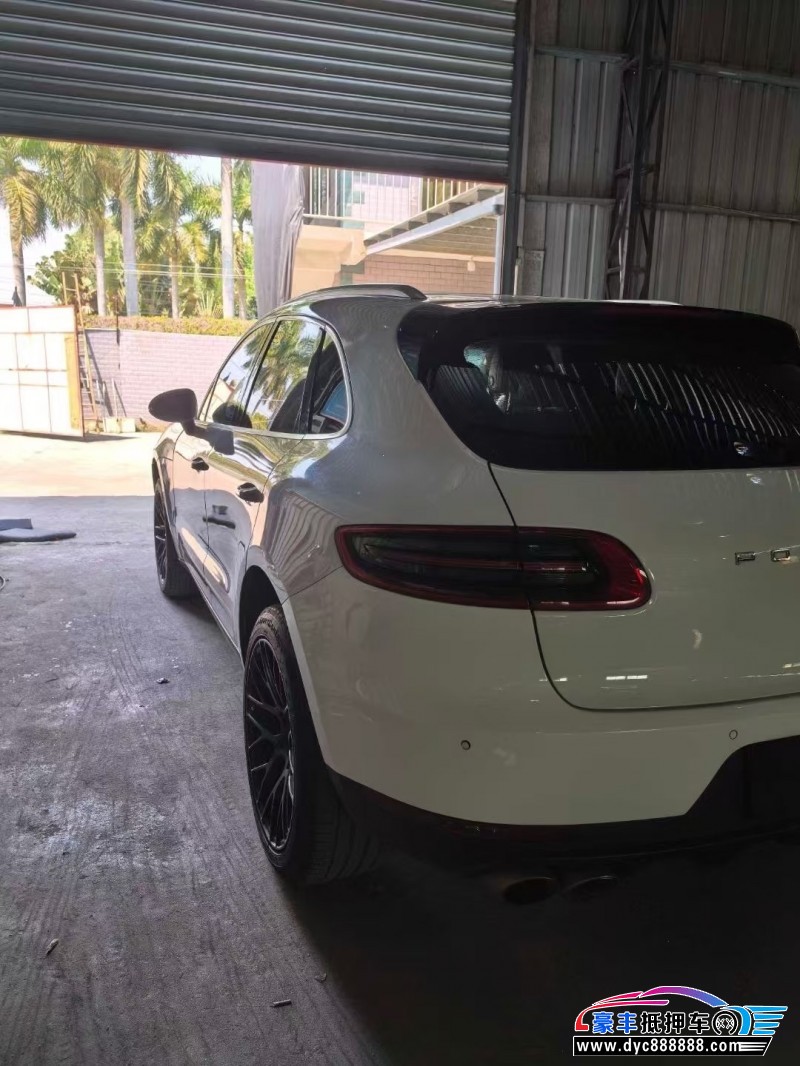 16年保时捷Macan迈凯轿车抵押车出售
