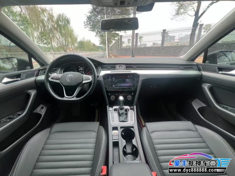 23年大众迈腾轿车抵押车出售