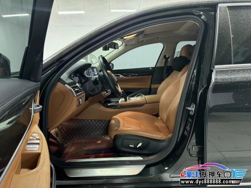 18年宝马7系轿车抵押车出售