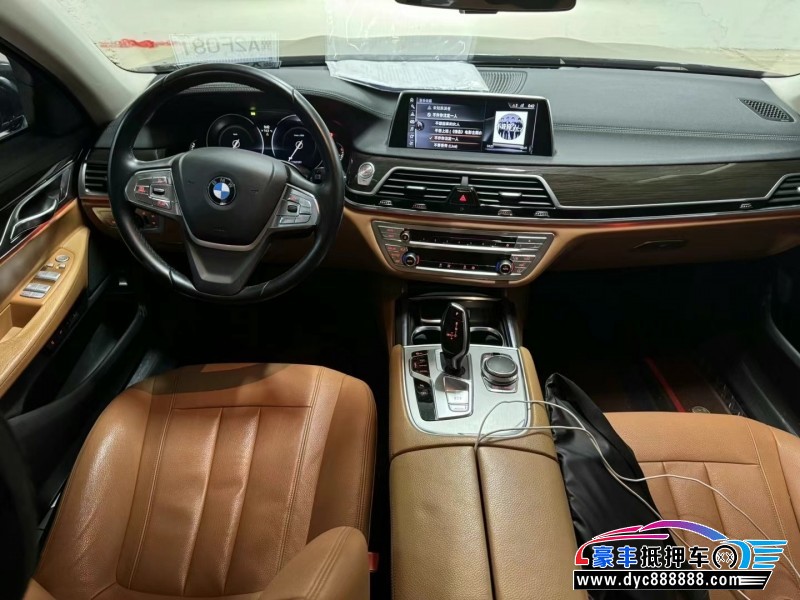 18年宝马7系轿车抵押车出售