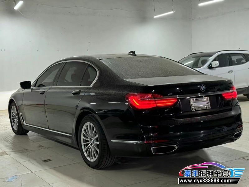 18年宝马7系轿车抵押车出售