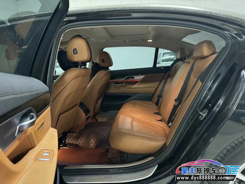 18年宝马7系轿车抵押车出售