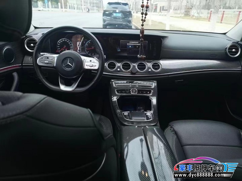 20年奔驰E轿车抵押车出售