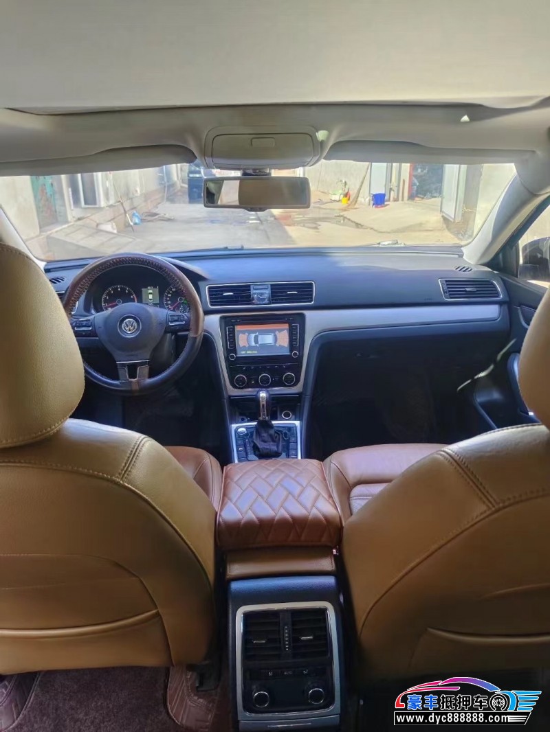 14年大众帕萨特轿车抵押车出售