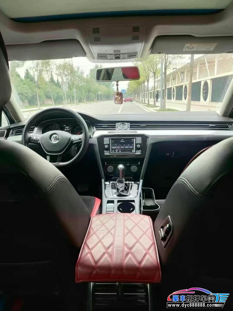 18年大众迈腾轿车抵押车出售