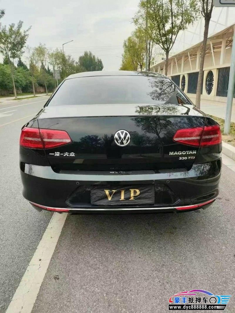 18年大众迈腾轿车抵押车出售