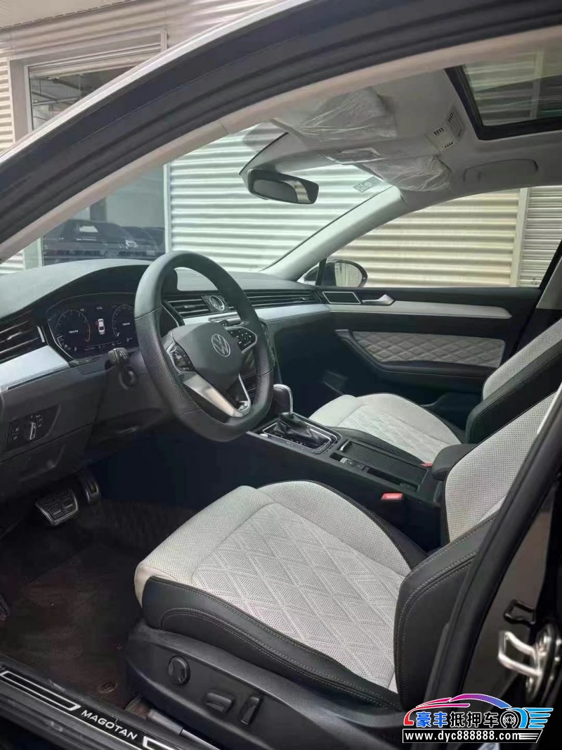 23年大众迈腾轿车抵押车出售