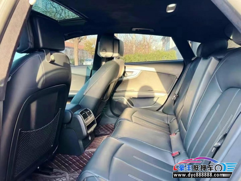 12年奥迪A7轿车抵押车出售