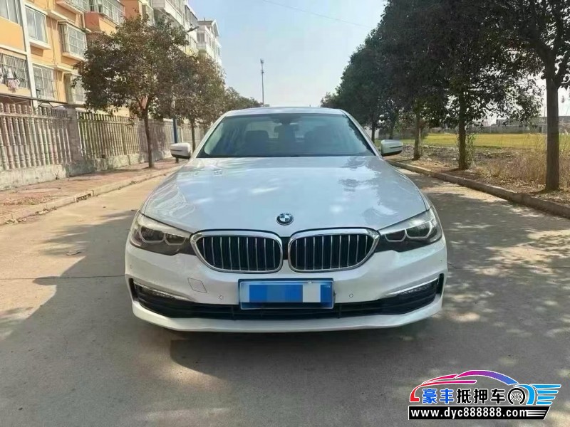 17年宝马5系轿车抵押车出售