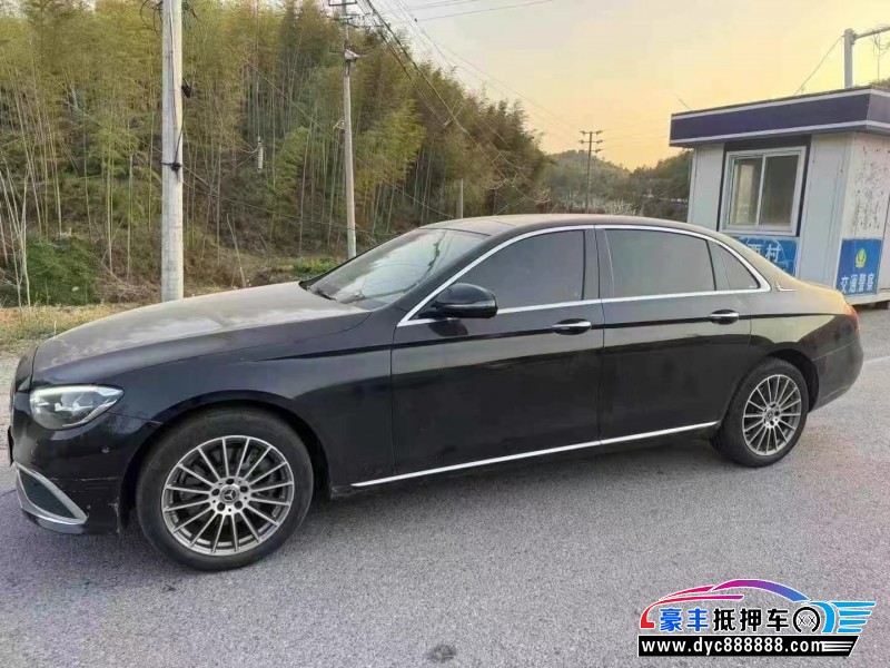 23年奔驰E轿车抵押车出售