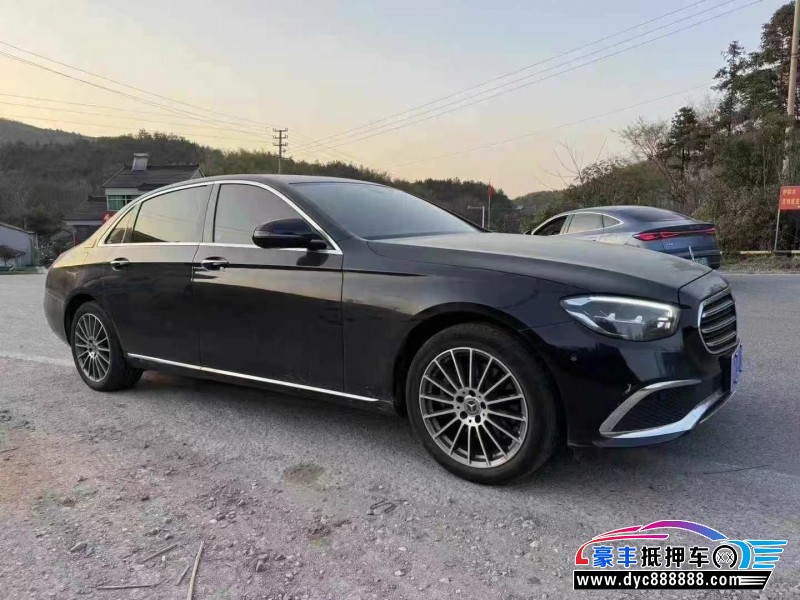 23年奔驰E轿车抵押车出售